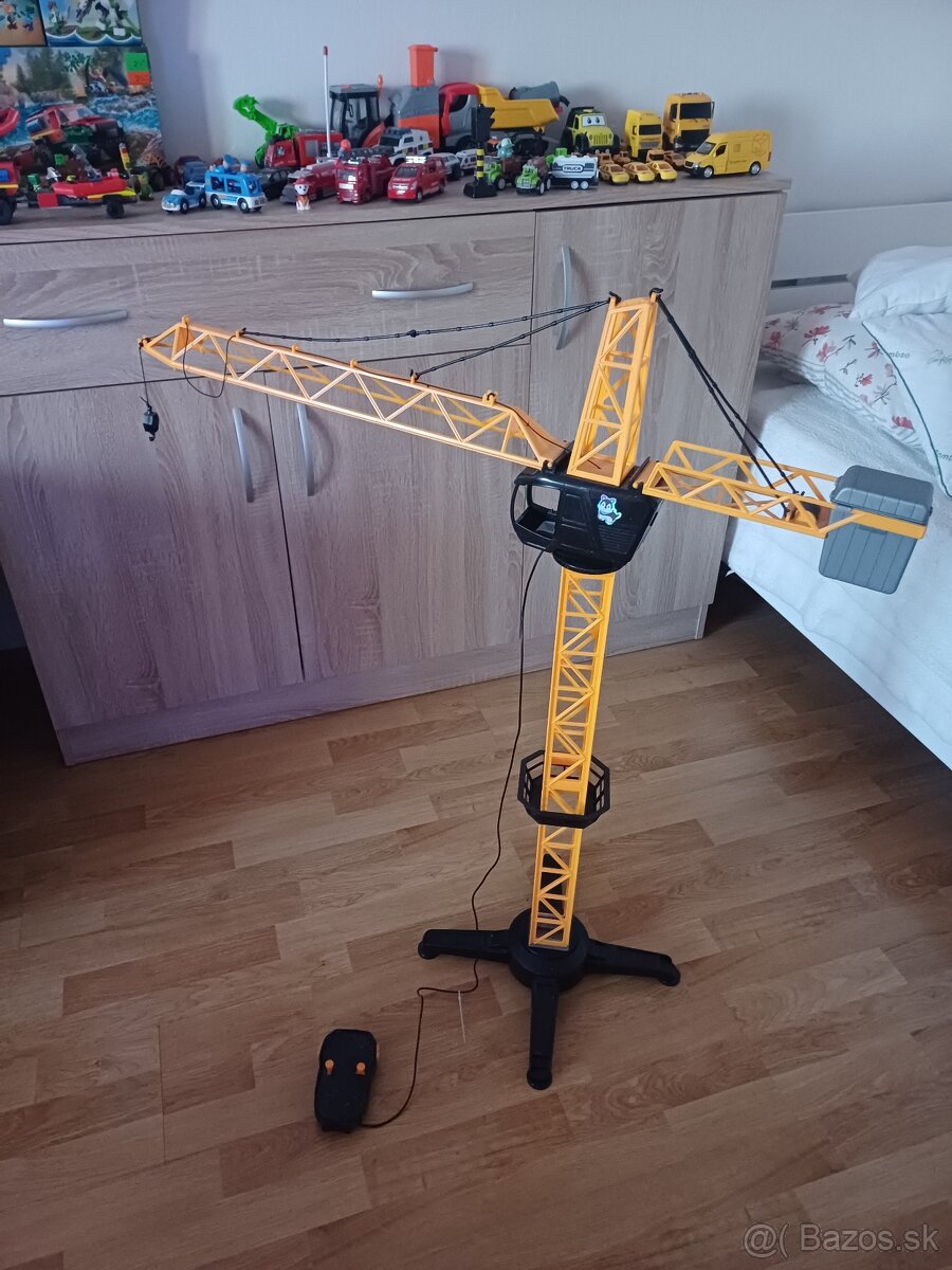 Žeriav na ovládanie