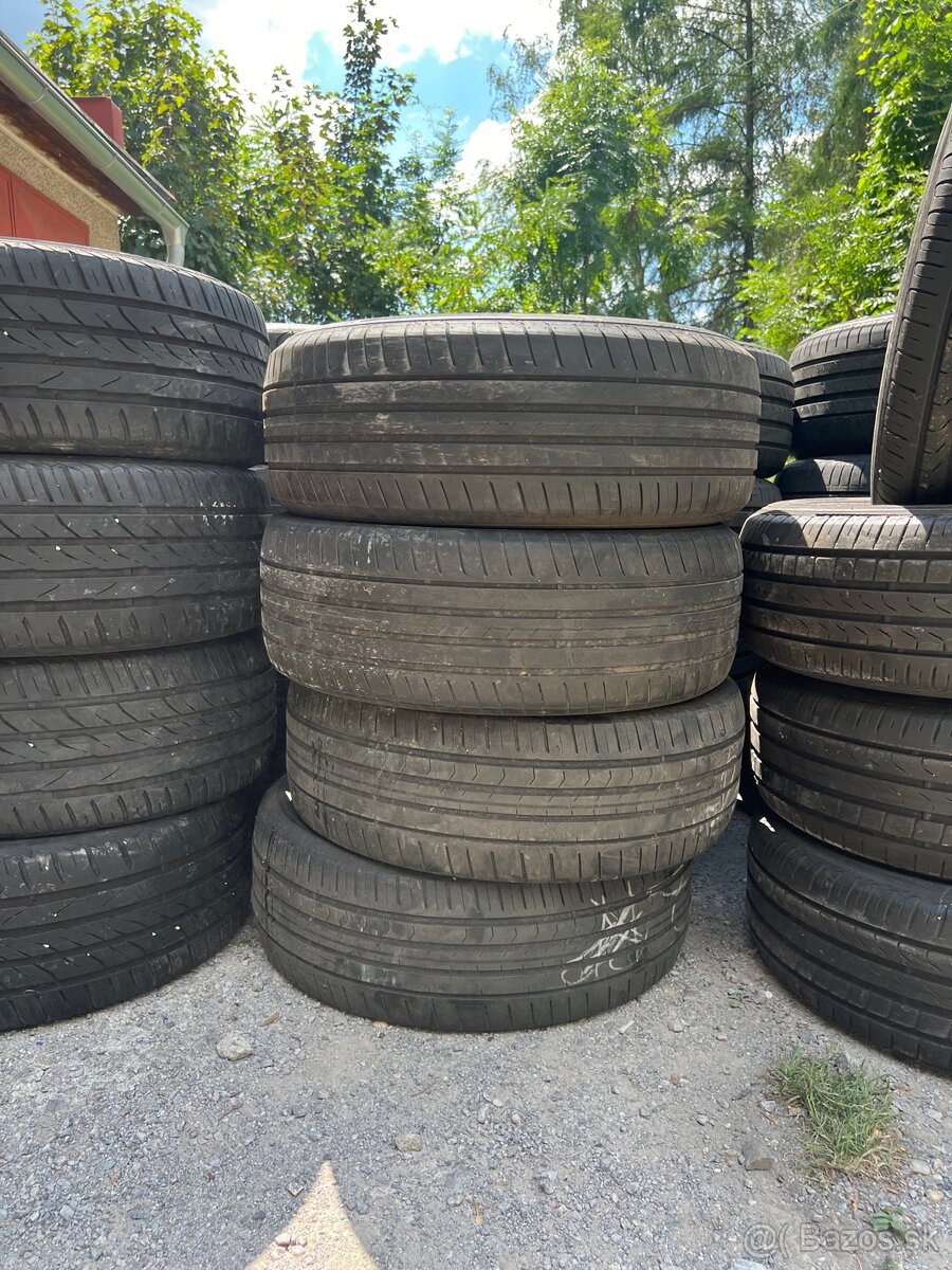 Vredestein 215/55/R17 Letné