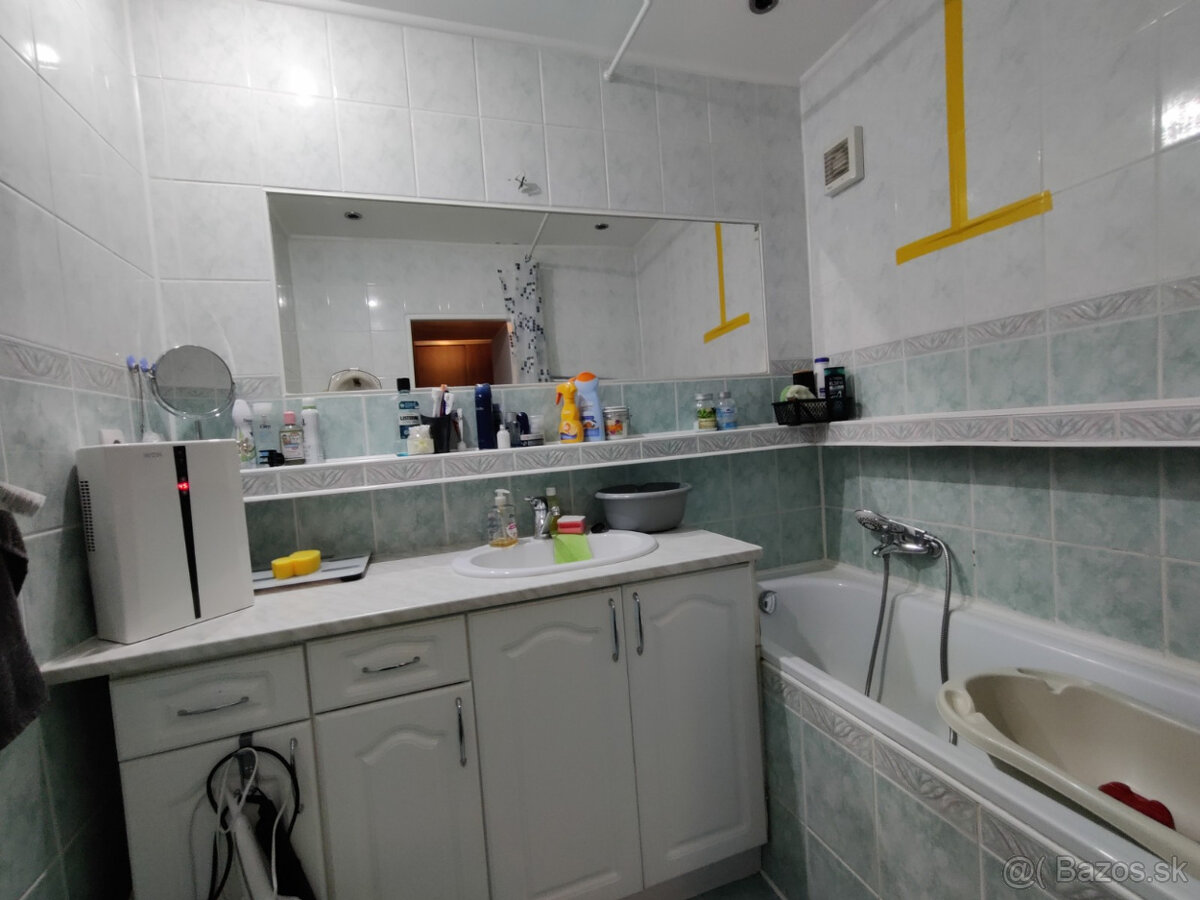 Prenájom 3 izb. Furča (Zupková ul.), upravený, čiast. zariad