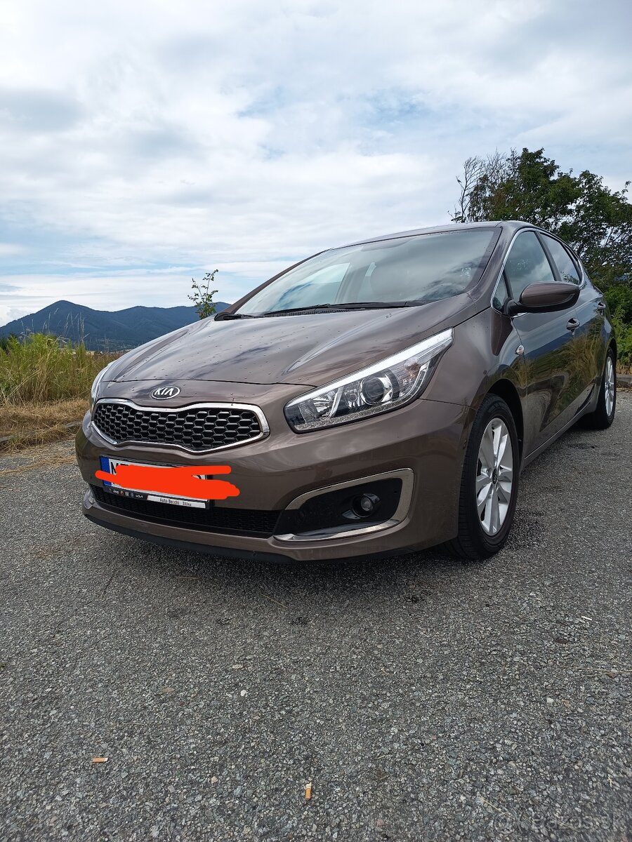 Kia ceed 1,4 , limitovaná Strieborná edícia