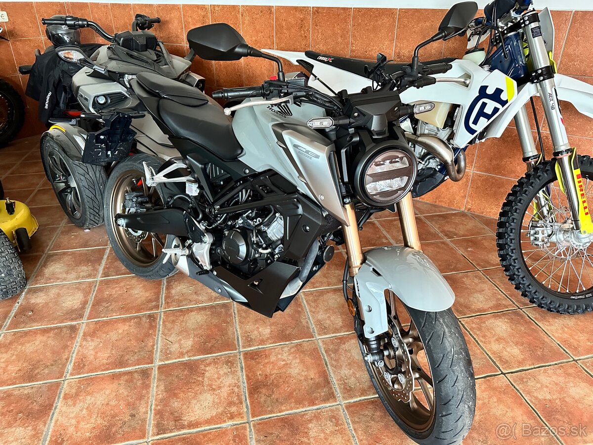 Honda CB 125R 2022
