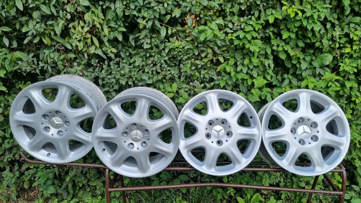 Elektrony r17 MERCEDES