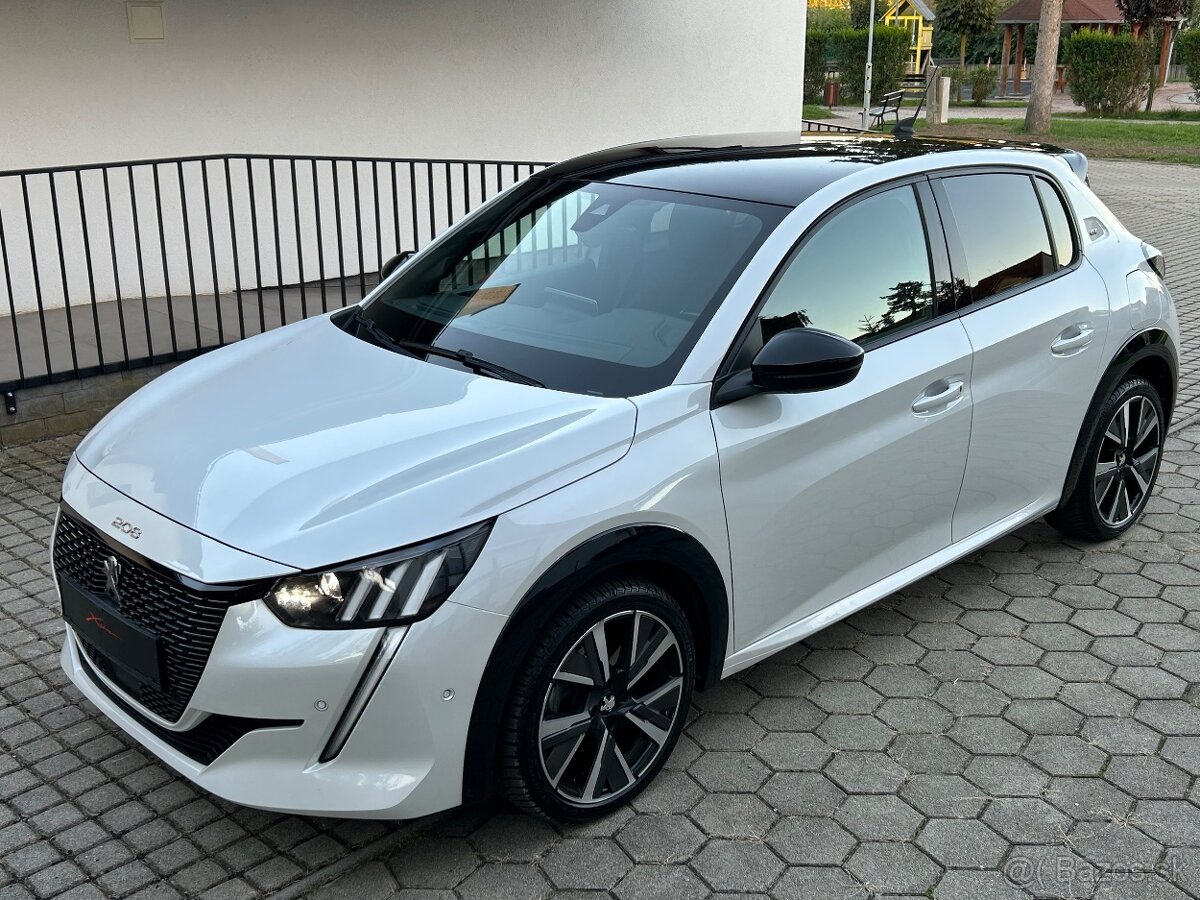 Peugeot 208 GT 1,2 benzín /96 kW AT8