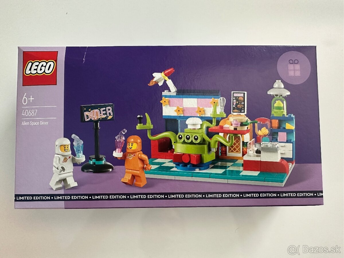 Lego alien space diner