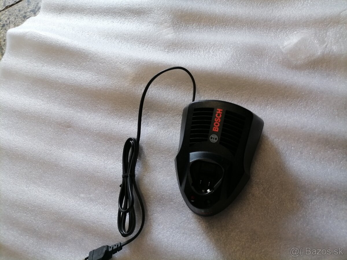Rychlonabijacka,, BOSCH,, AL1230CV,, - - 20€