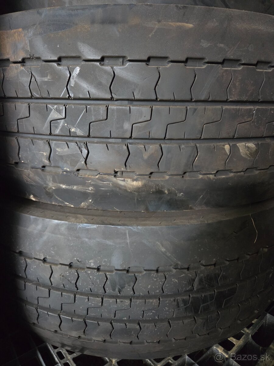 315/60 R 22,5 mega vodiace Dunloo SP346