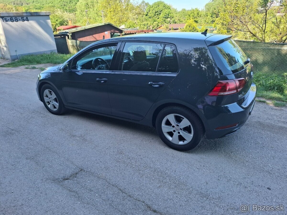 VW GOLF 1.6 TDI 2020 (NOVŠÍ MODEL)
