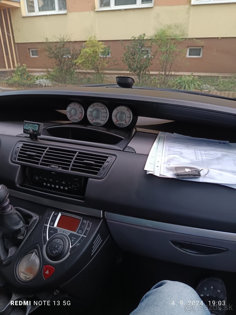 Predám Peugot 807 2.0 HDI 100Kw R.v. 2006 nepojazdný