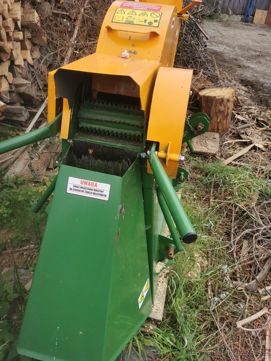 Štiepkovač za traktor