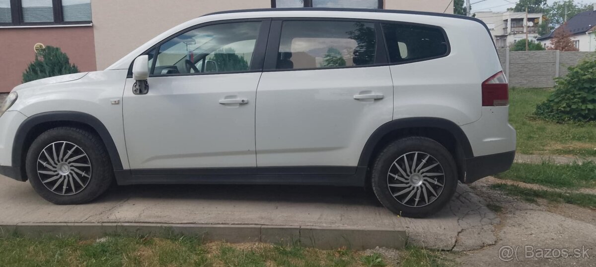 Chevrolet Orlando 2. 96 kw 2014 rok