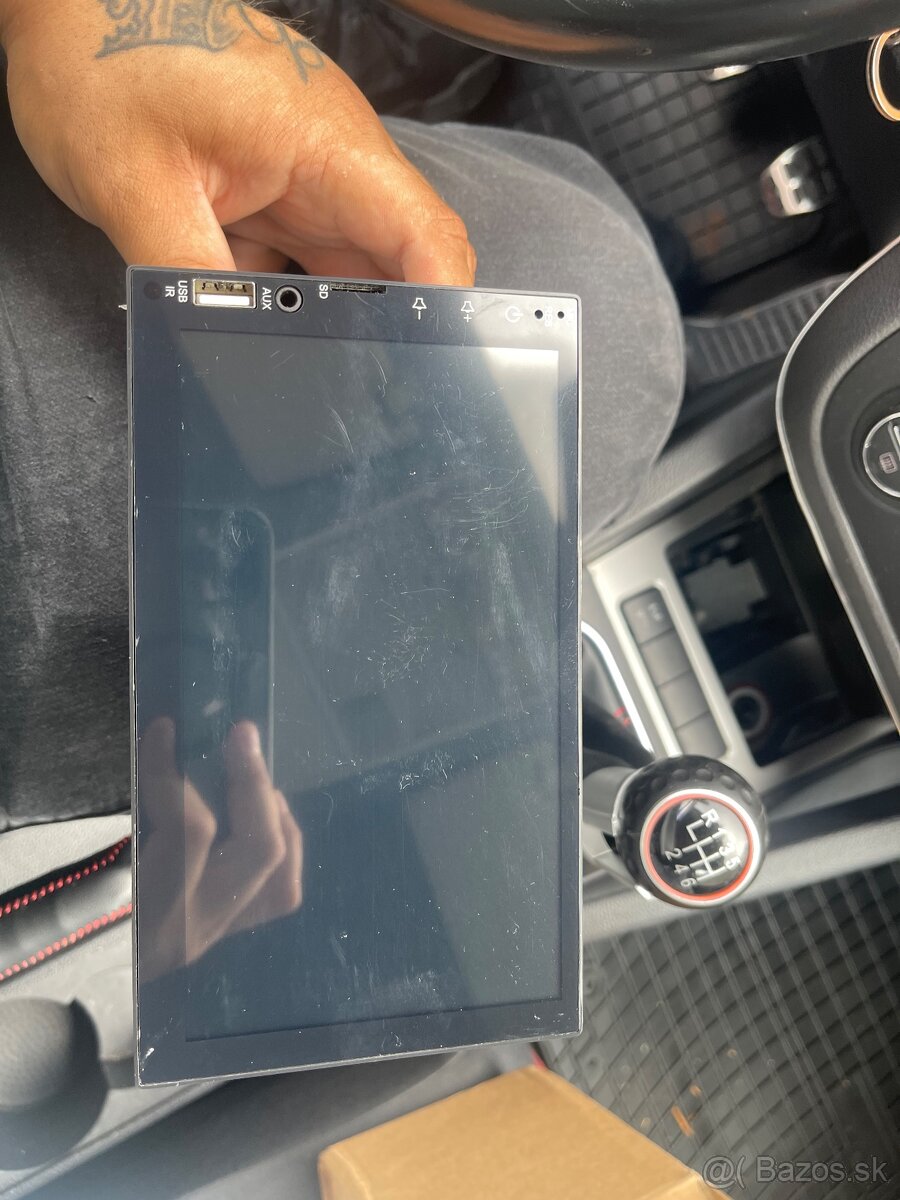 Predam autoradio android ako nové nepouživané