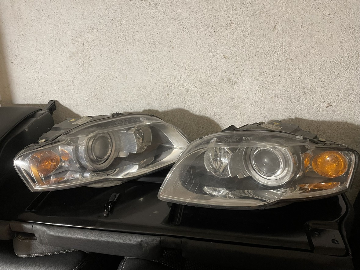 Predam xenony Audi A4 b7