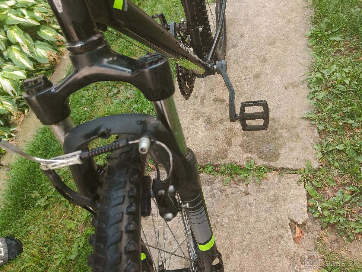 Rockrider ST500