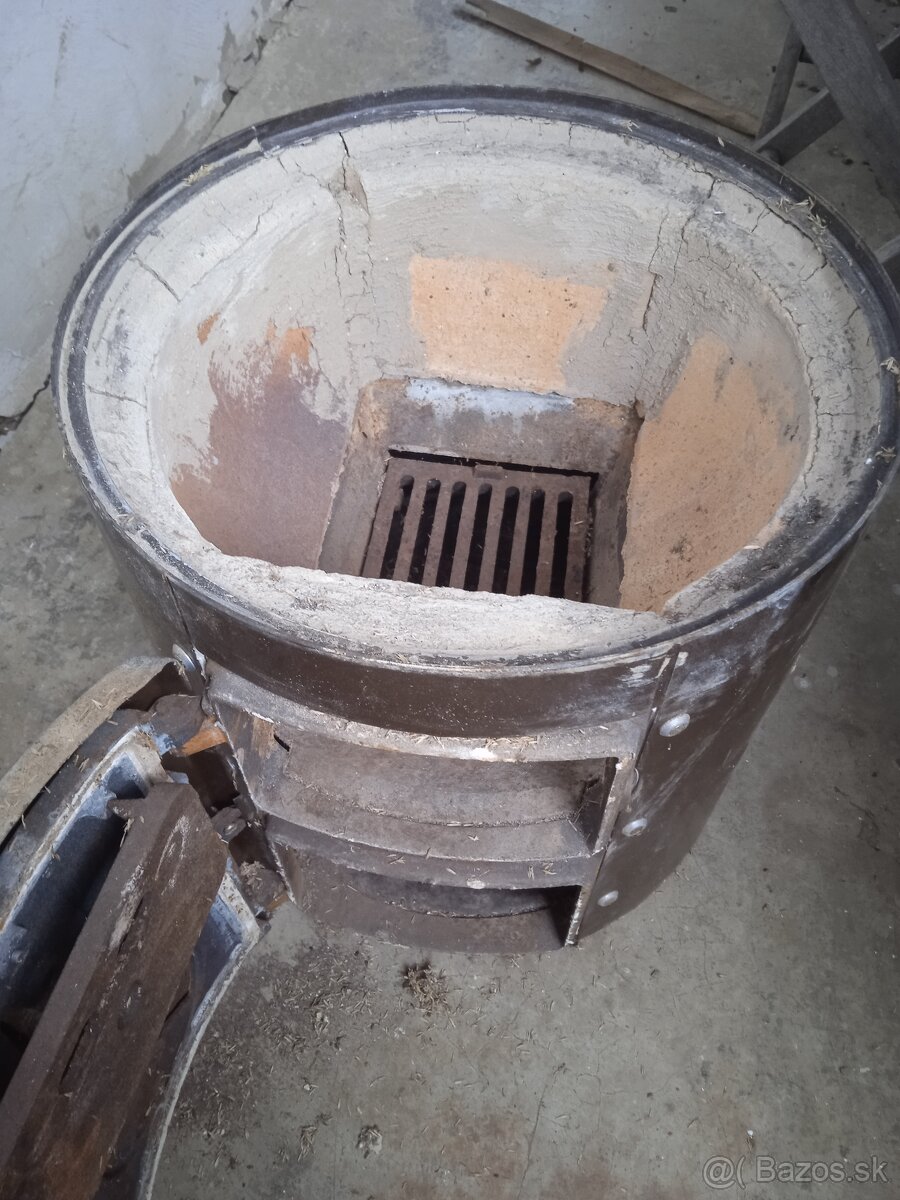 Bojler na tuhé palivo