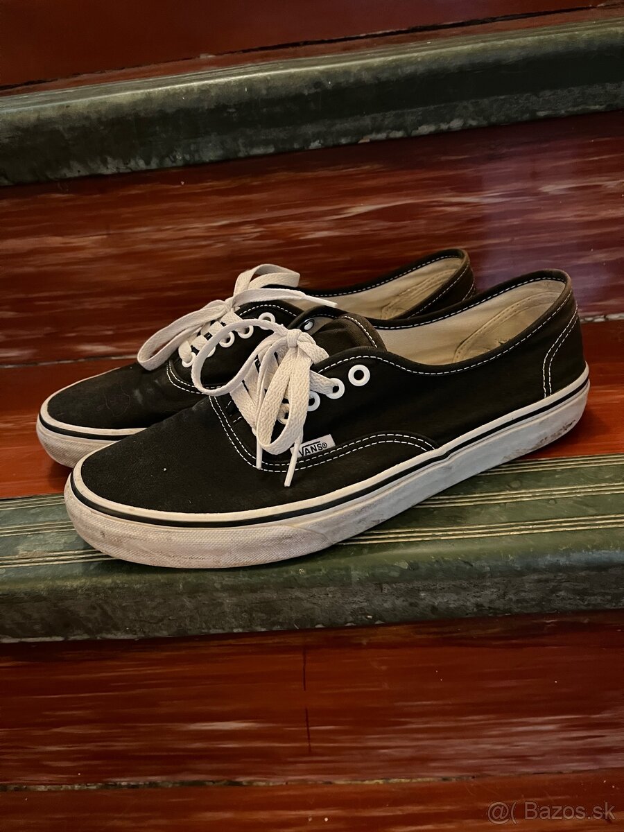 Vans Authentic