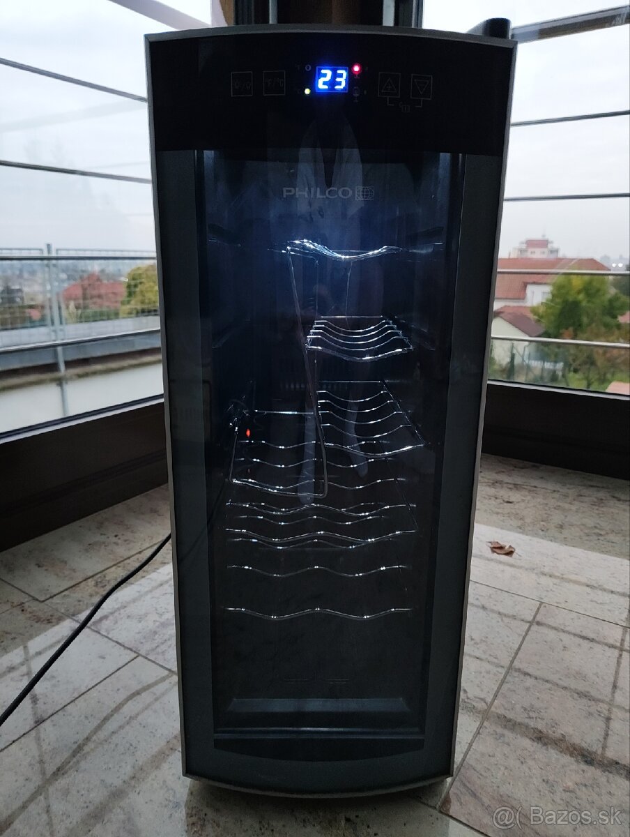 Chladnička na víno Philco – výborný stav