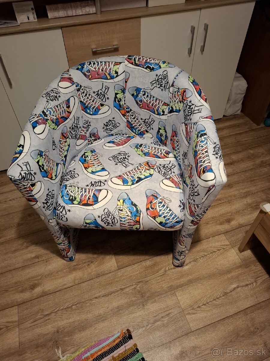 Kreslo so športovým dizajnom v záruke