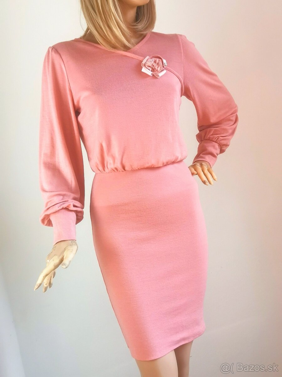 Elegantné merino šaty na každý deň