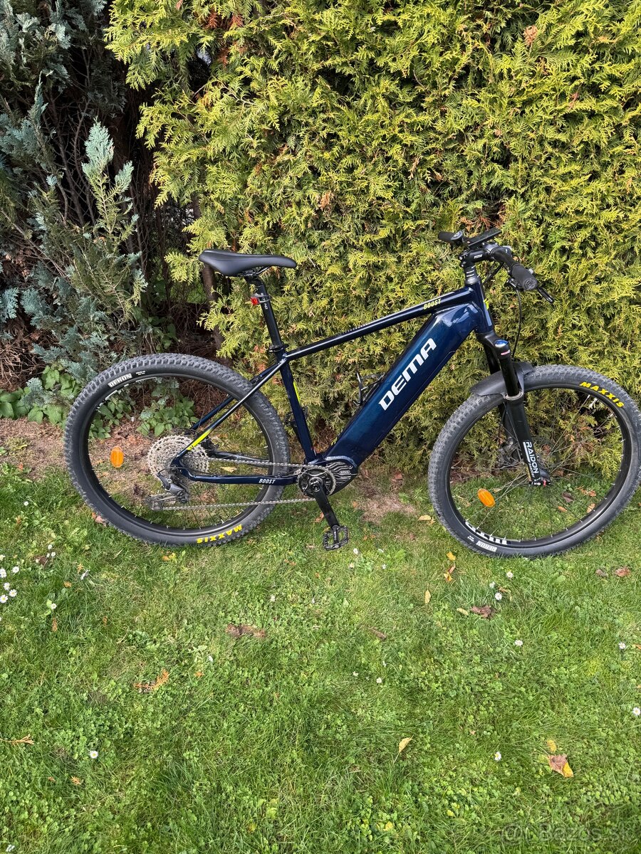 DEMA BOOST 29″ 2022 modrá