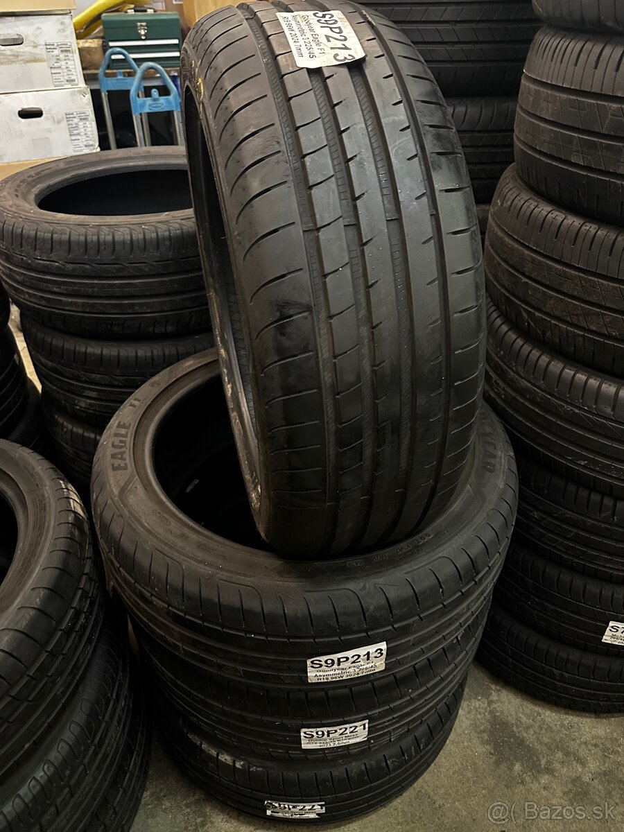 225/45 R19 96W / 92W