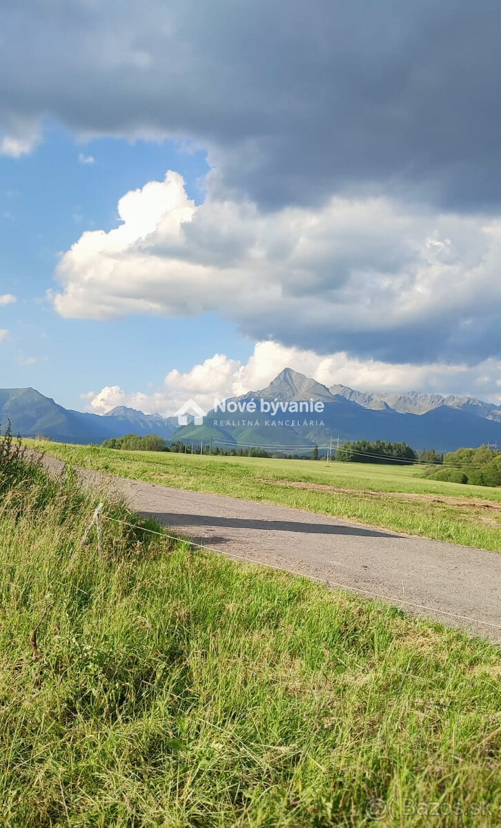 Telek, 1666 m²