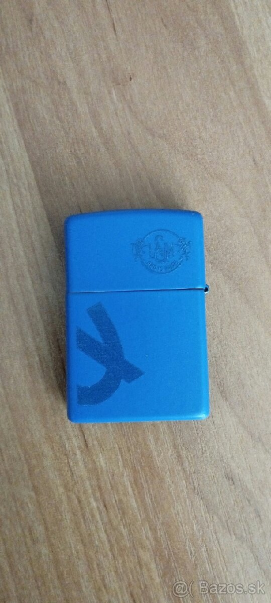 Zippo lighter