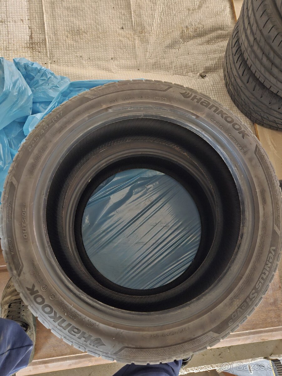 Pneumatiky225/45 r17 hankook letné