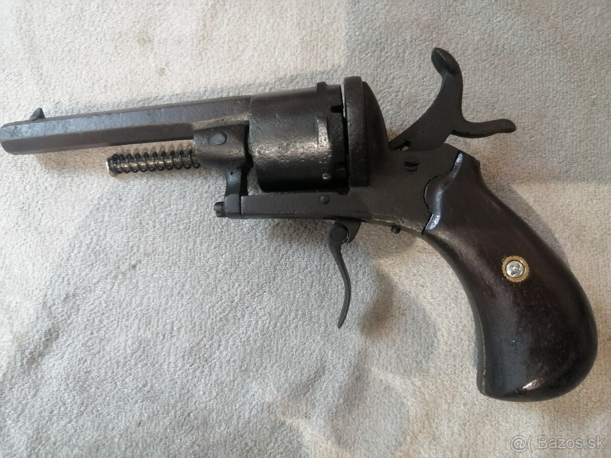 Predám revolver7mm lefoš