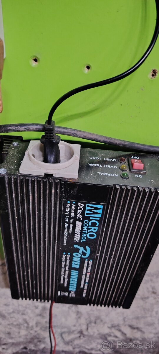 menič napätia 12v 230v