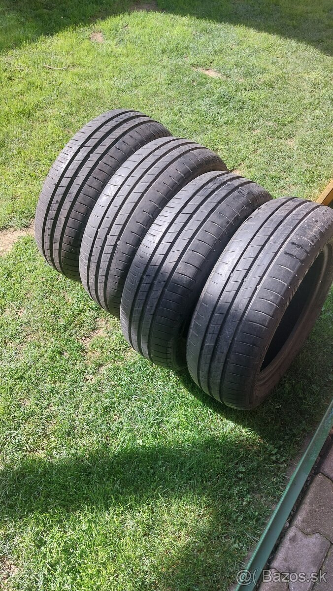 GOOD YEAR 185/60 r15