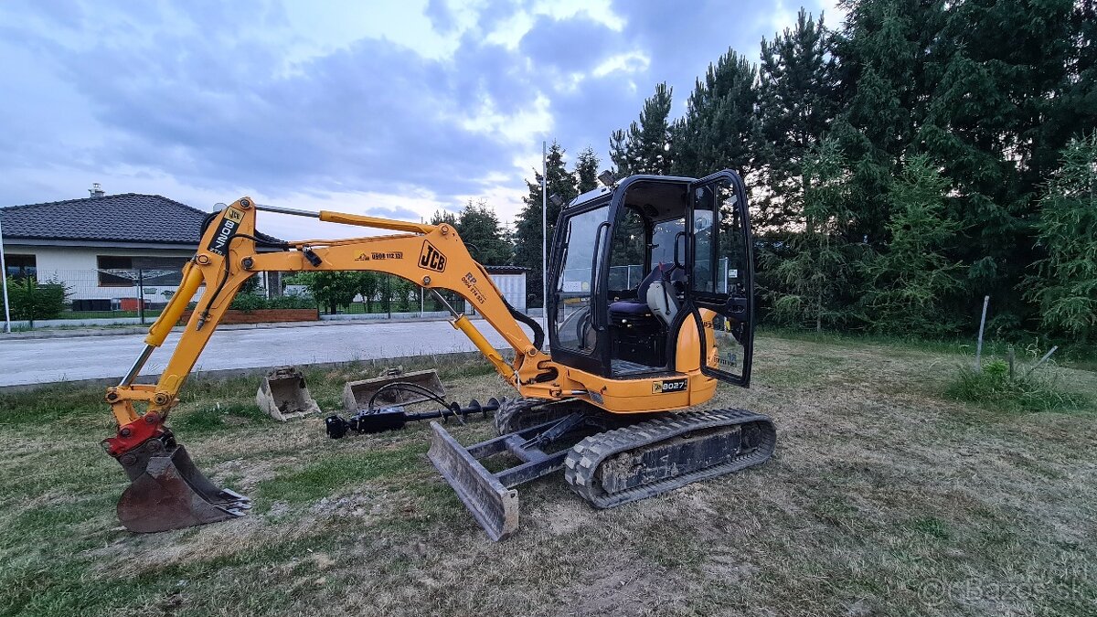 JCB 8027 zts
