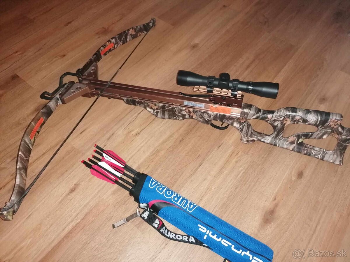 predám kušu plus terčovnicu Desert Hawk