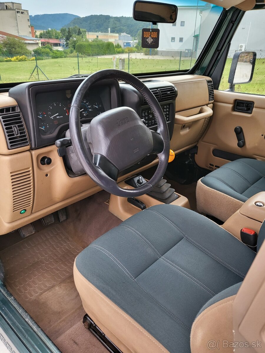 Jeep wrangler 4.o Sahara