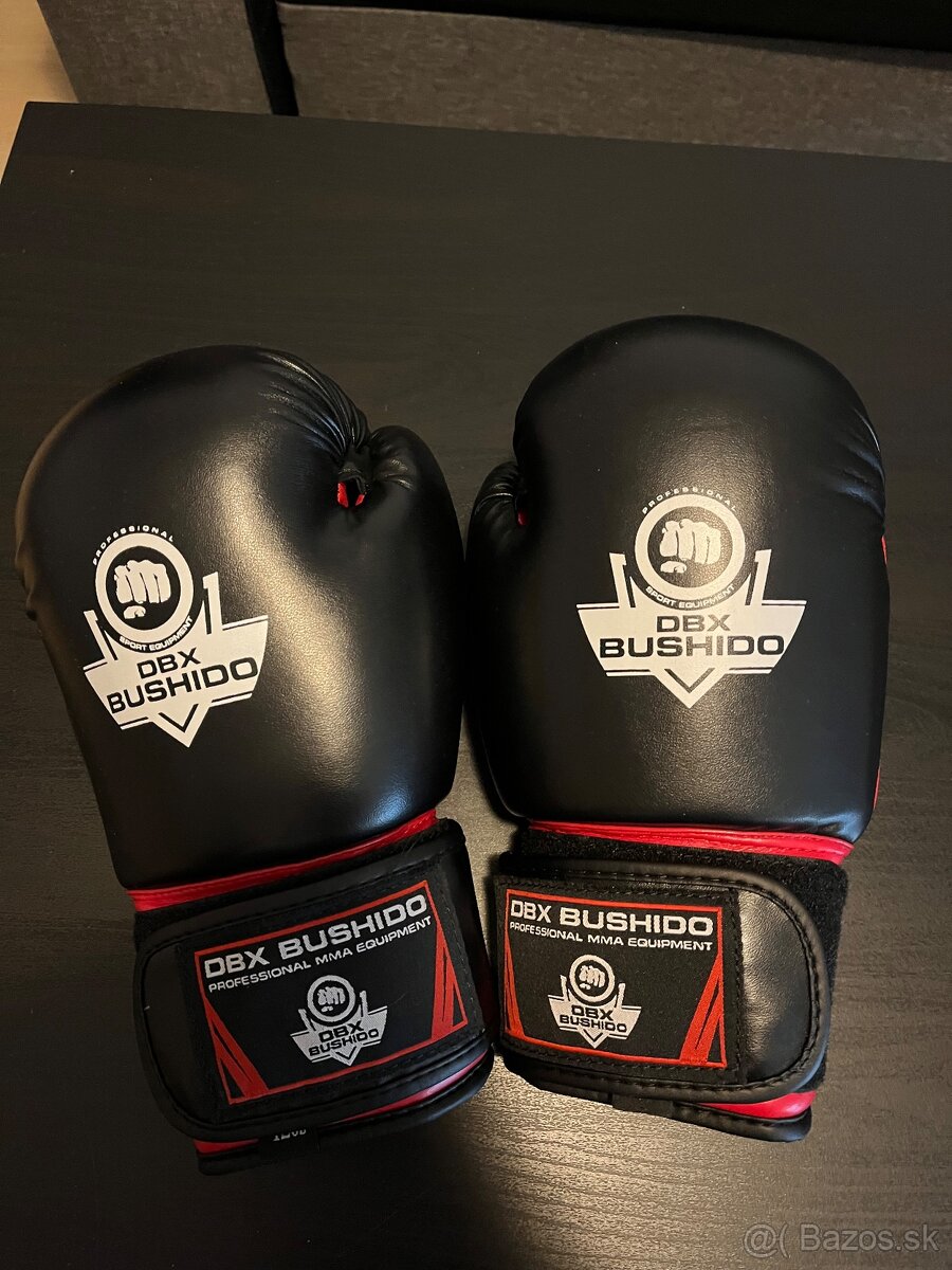 Boxérske rukavice, omotávky, chránič zubov