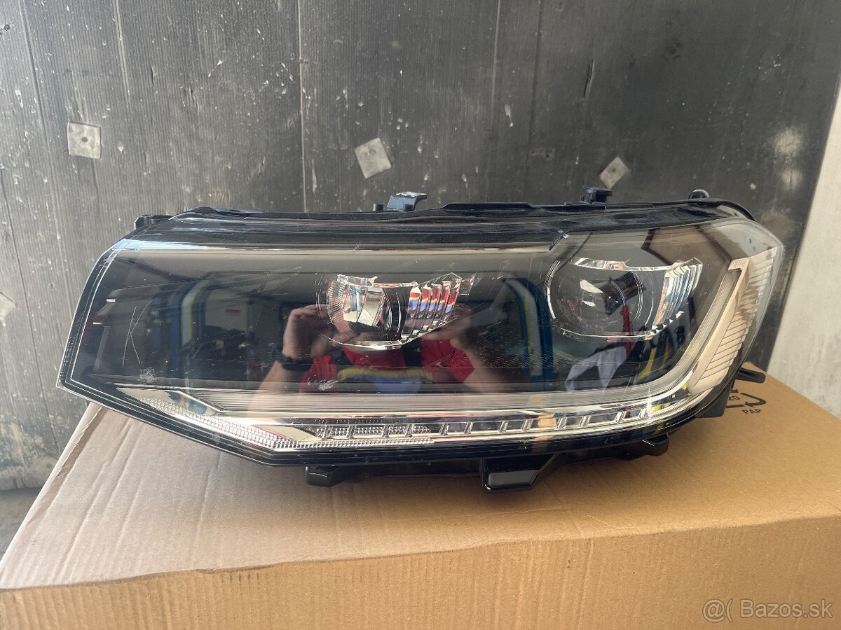 Svetlo vw T-Cross 2GM 941 035 F