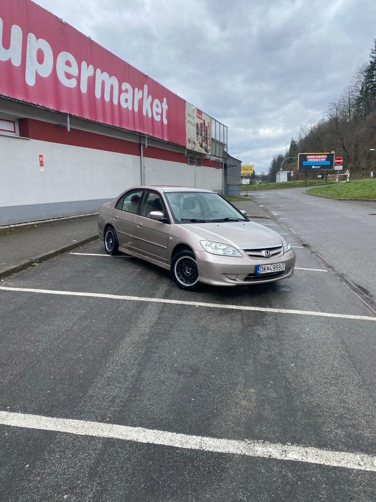 Honda Civic 7g sedan 1.6 v-tec