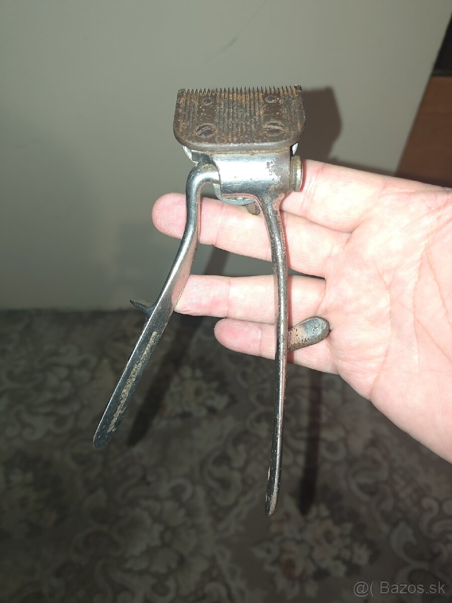 Predám ručný holiaci strojček z USA