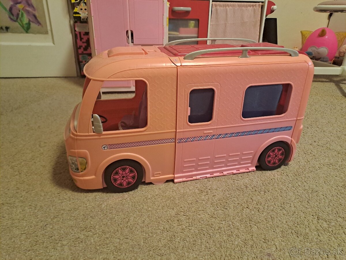 Karavan Barbie