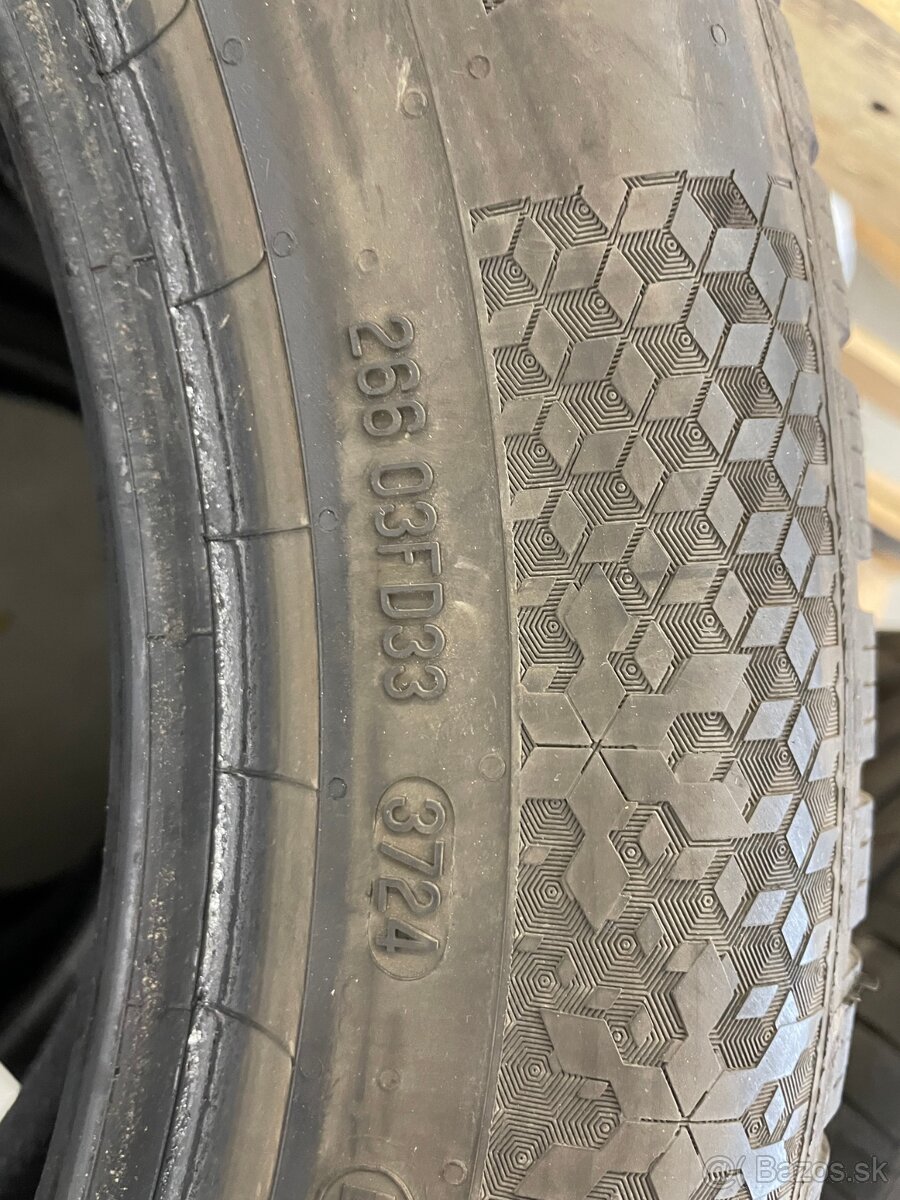 Predám zimné pneu Continental TS 870 P 255/50 R19 107 V
