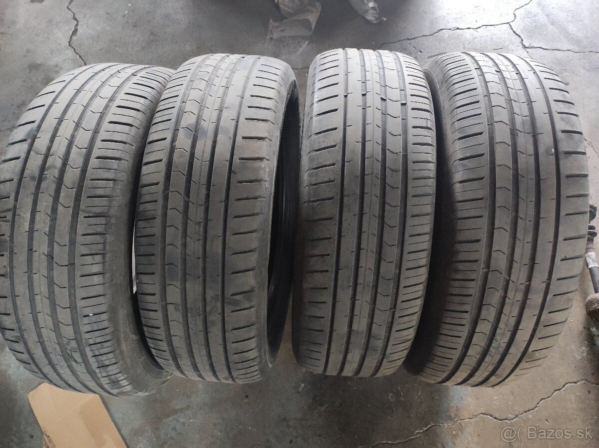 225/60r18