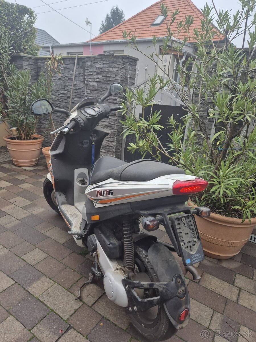 Predám  skúter piaggio