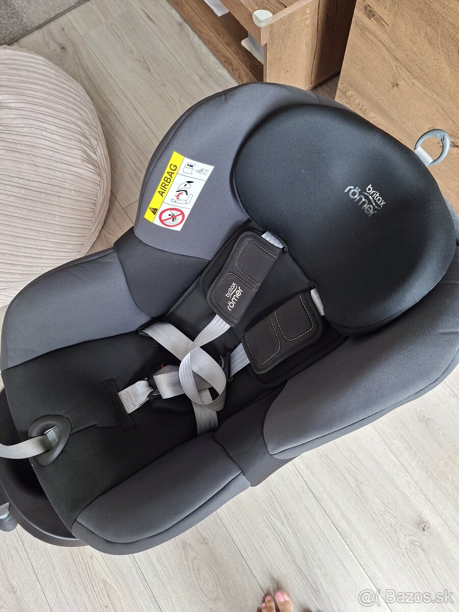 Britax Römer Dualfix m i size 2R