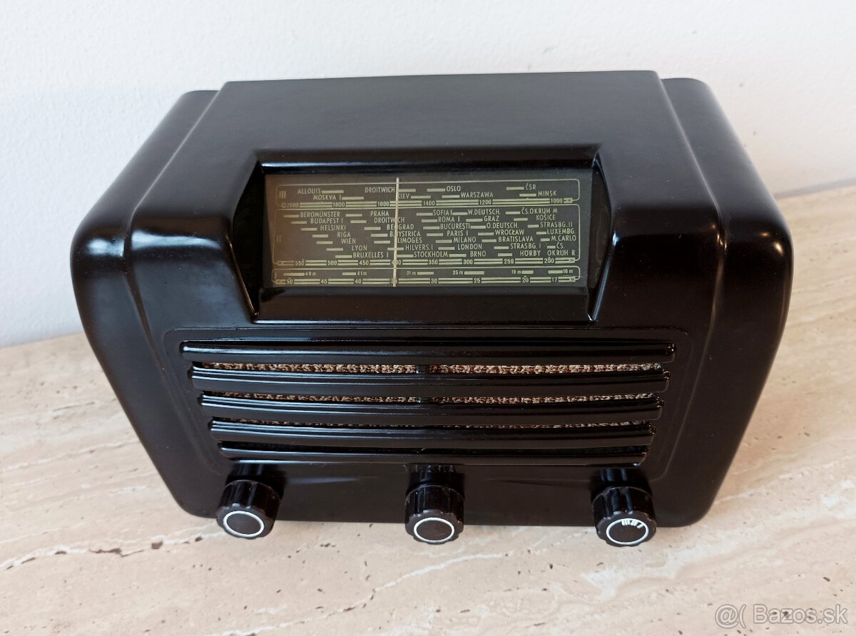 Starožitné rádio Tesla Talisman 305U po kompletní renovaci