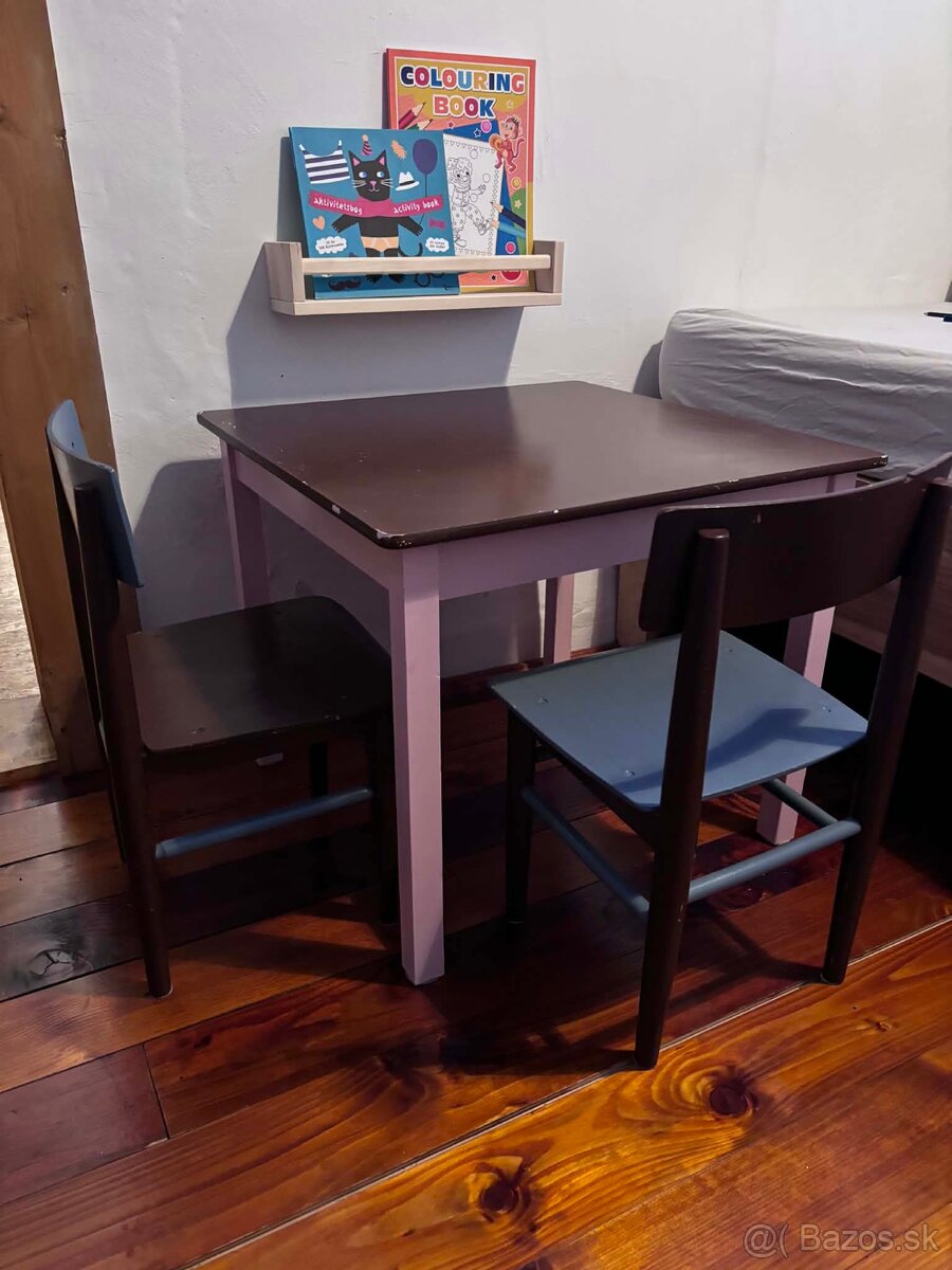 Detský set stôl s dvomi stoličkami