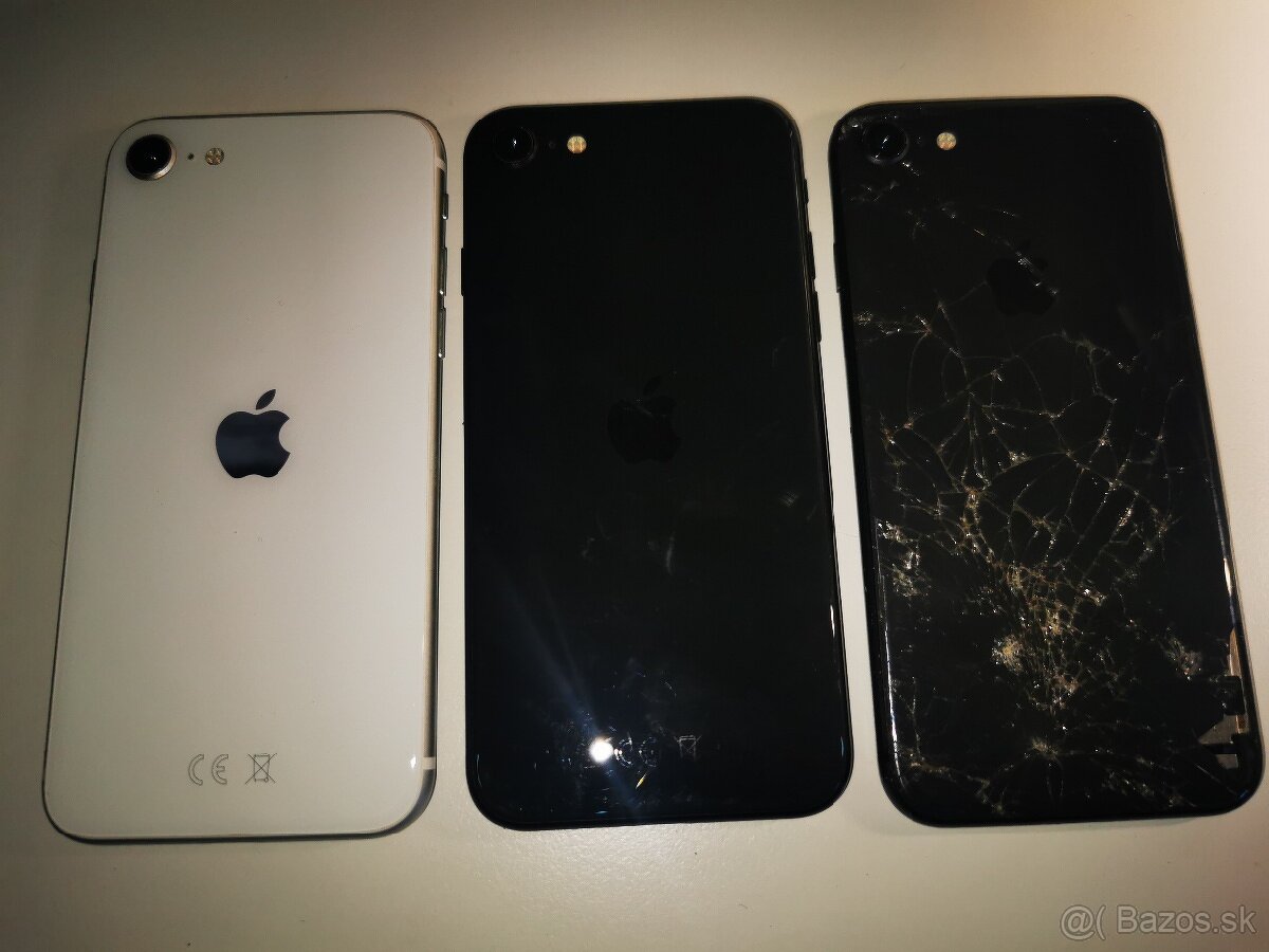 Predám iPhone 8 a 2x iPhone SE 2020 na súčiastky