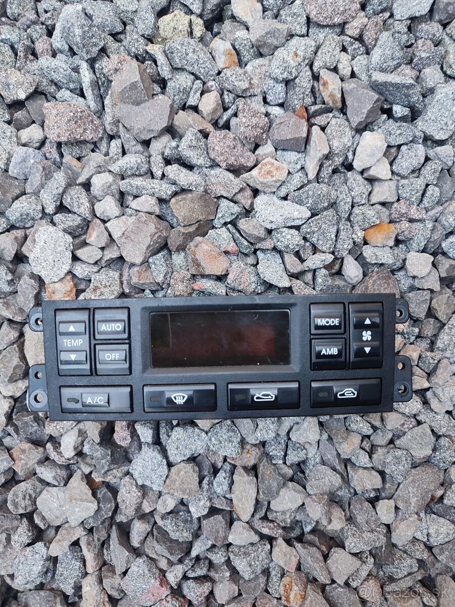 Ovládací panel Kia Sorento
