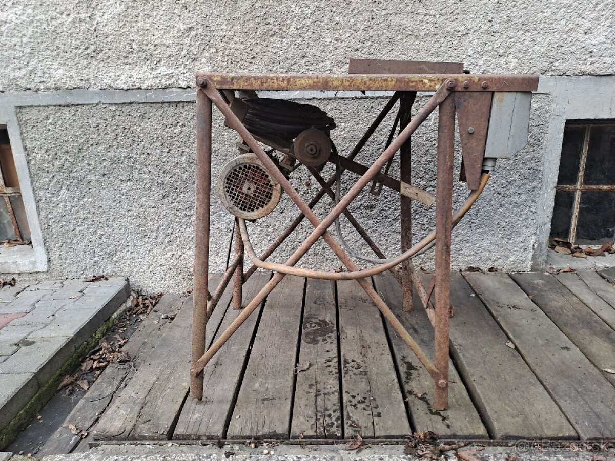 Malý cinkular narex