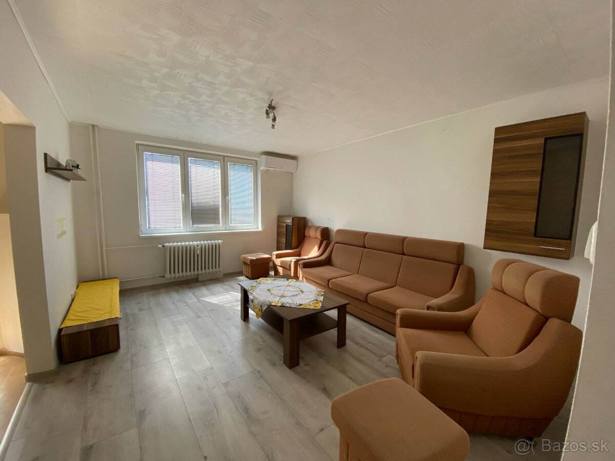 Prenájom 3 izbového bytu - Galanta centrum
