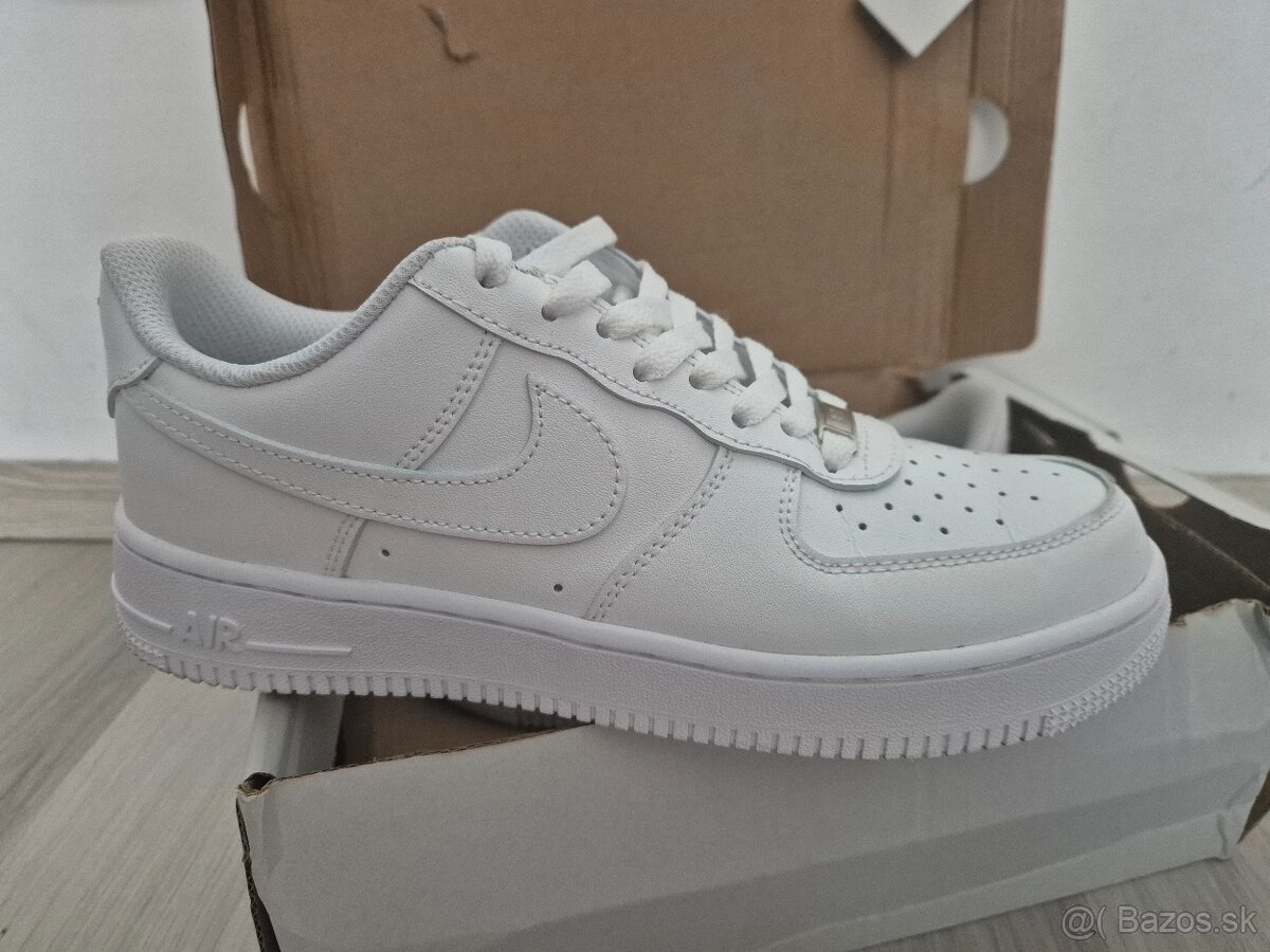 Nike air force 1 ' 07