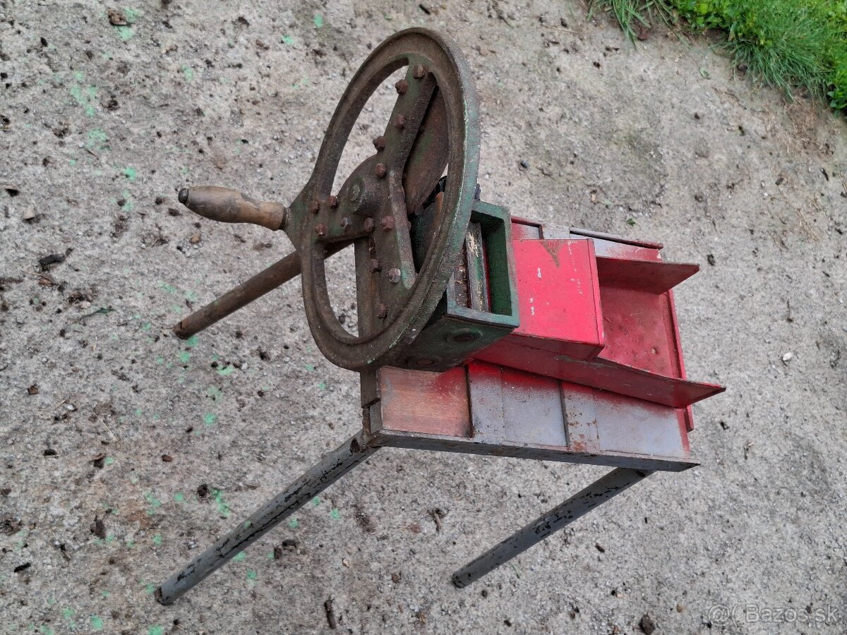 Rezacka zihlavy 55